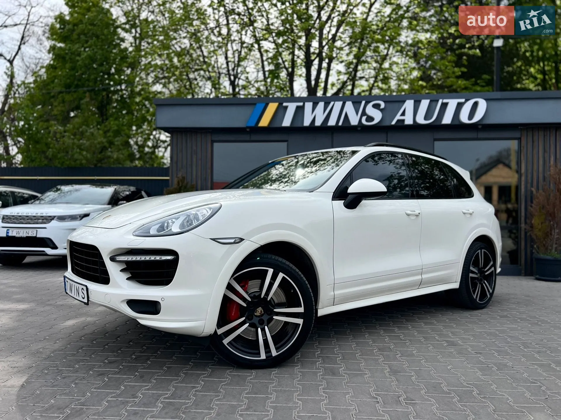 2011 Porsche Cayenne - мініатюра 12