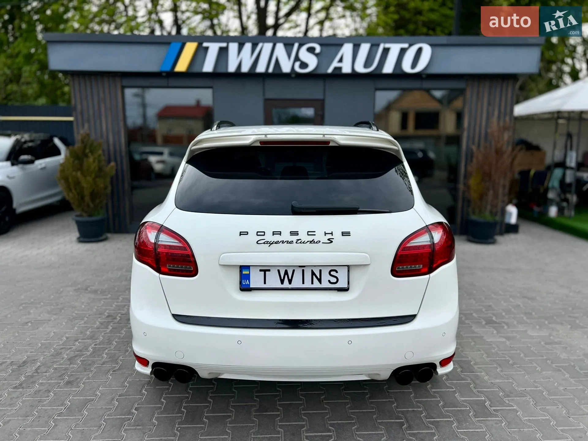 2011 Porsche Cayenne - мініатюра 21