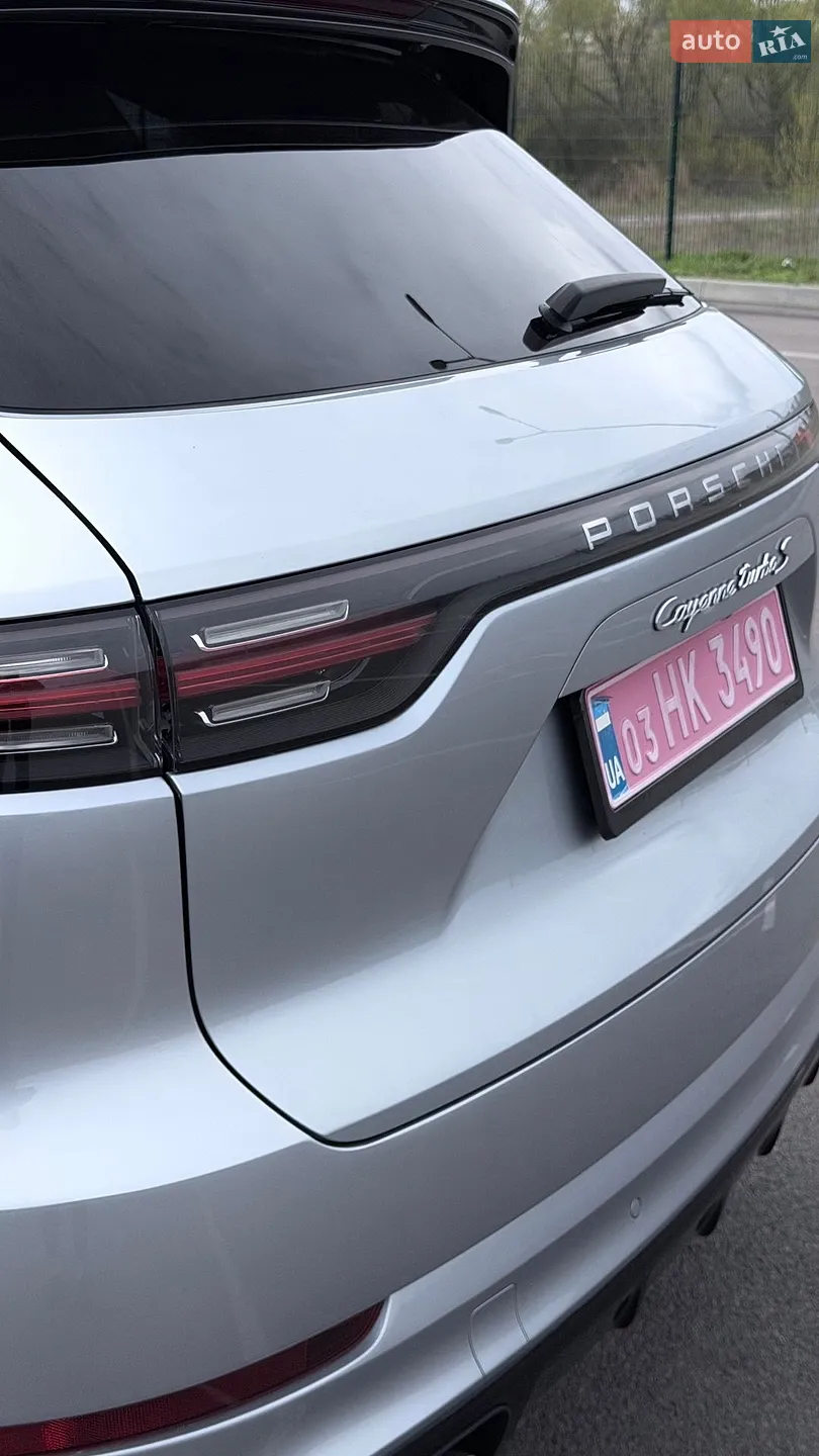 2021 Porsche Cayenne - мініатюра 9