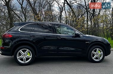 Внедорожник / Кроссовер Porsche Cayenne 2015 в Одессе