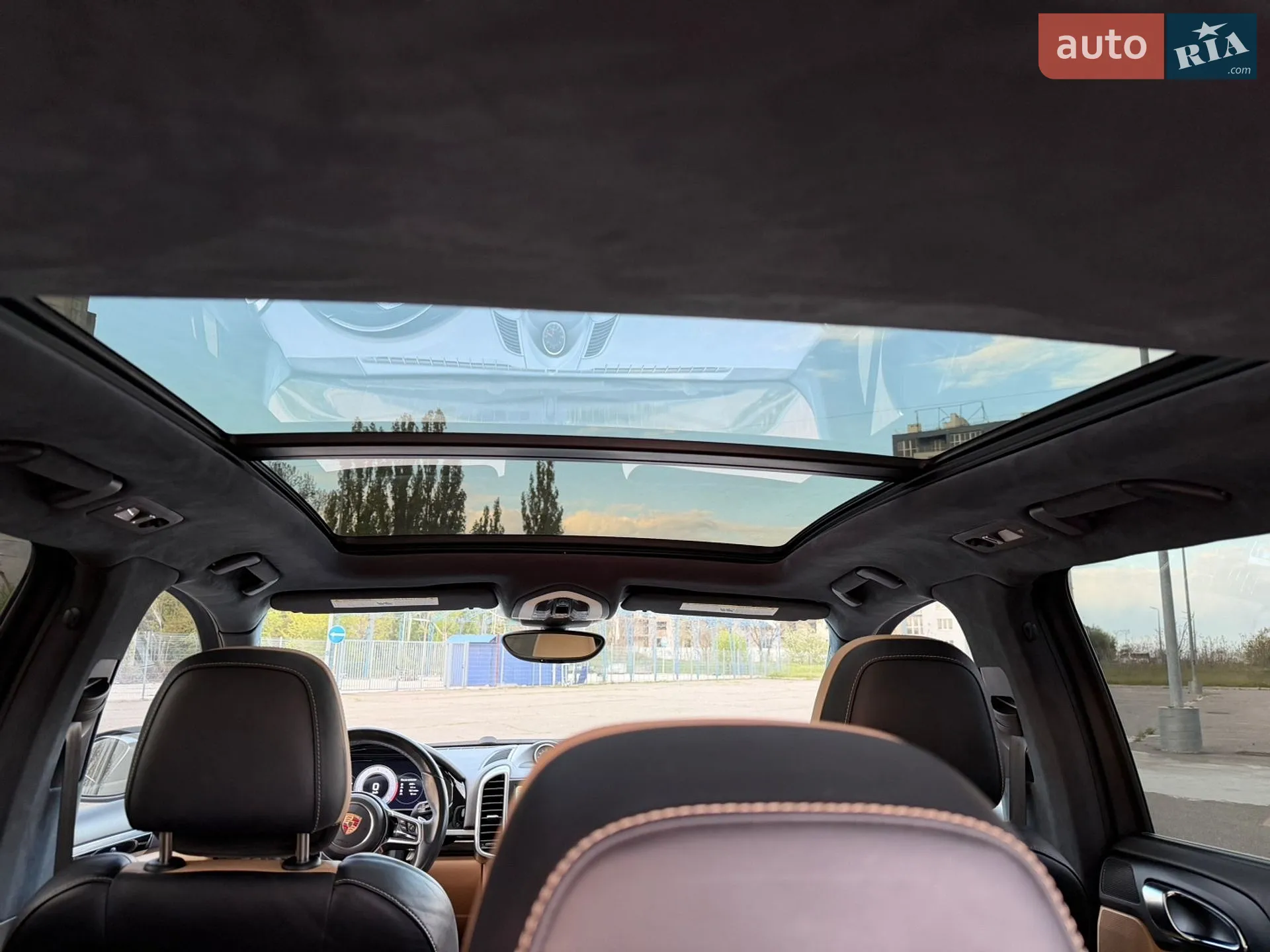 2015 Porsche Cayenne - мініатюра 13