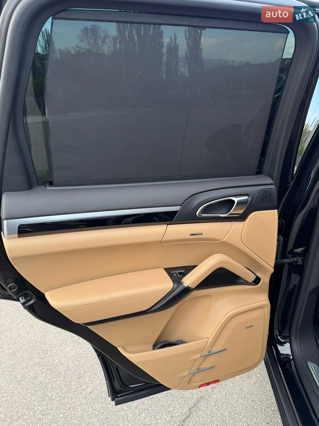 2015 Porsche Cayenne - мініатюра 16
