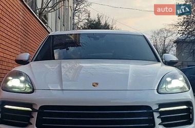 Внедорожник / Кроссовер Porsche Cayenne 2017 в Днепре