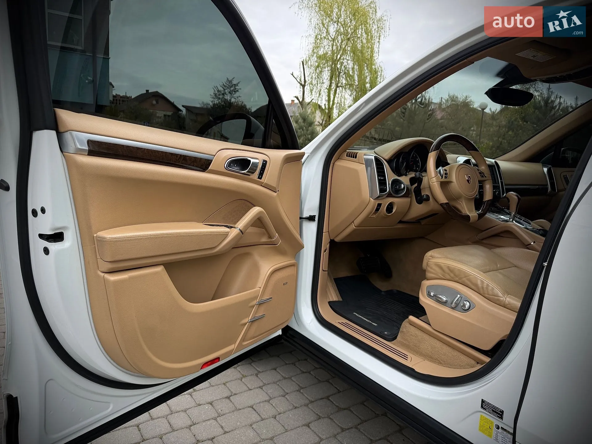 2012 Porsche Cayenne - мініатюра 15