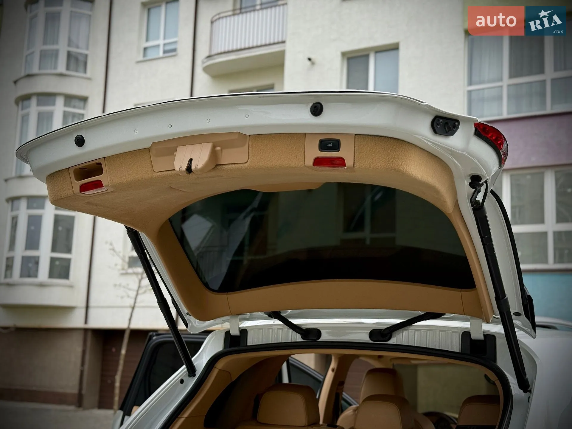 2012 Porsche Cayenne - мініатюра 50