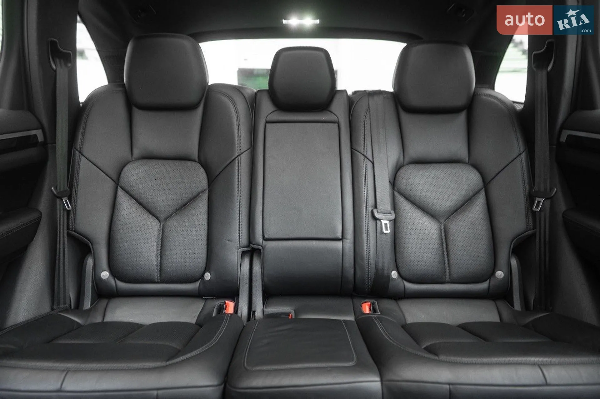 2016 Porsche Cayenne - мініатюра 61