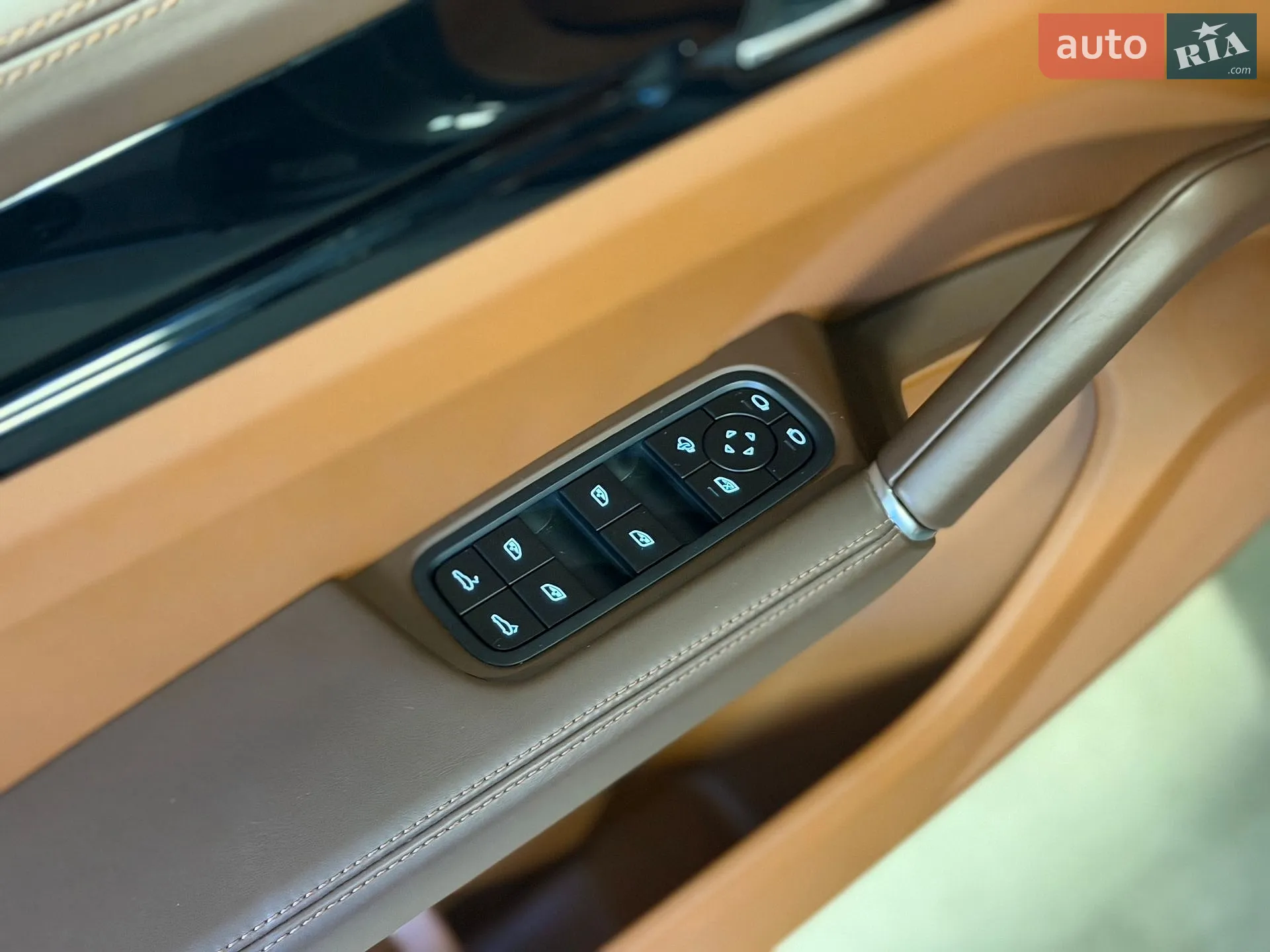 2022 Porsche Cayenne - мініатюра 35