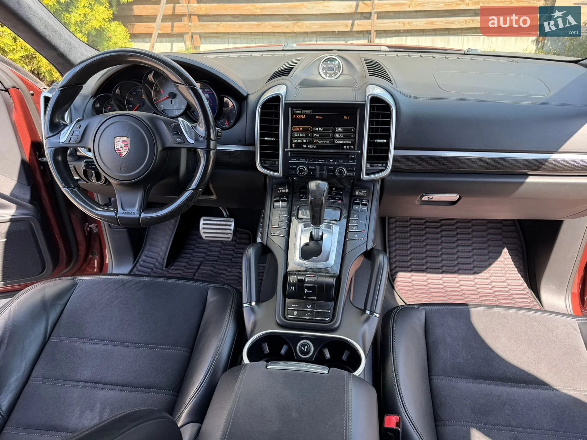 2012 Porsche Cayenne - мініатюра 24