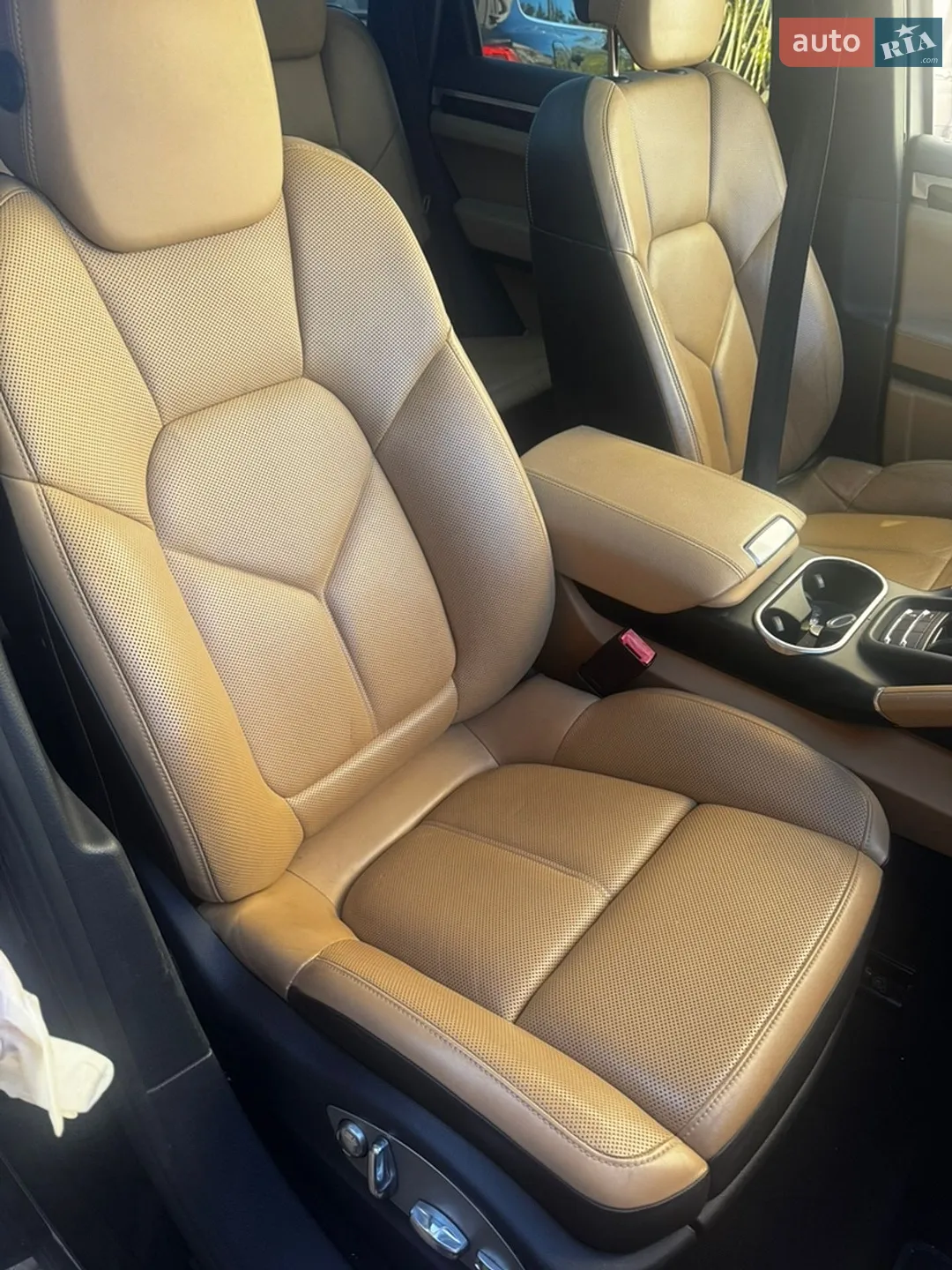 2015 Porsche Cayenne - мініатюра 5