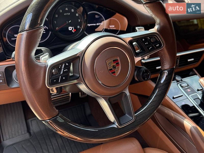 Внедорожник / Кроссовер Porsche Cayenne 2021 в Киеве