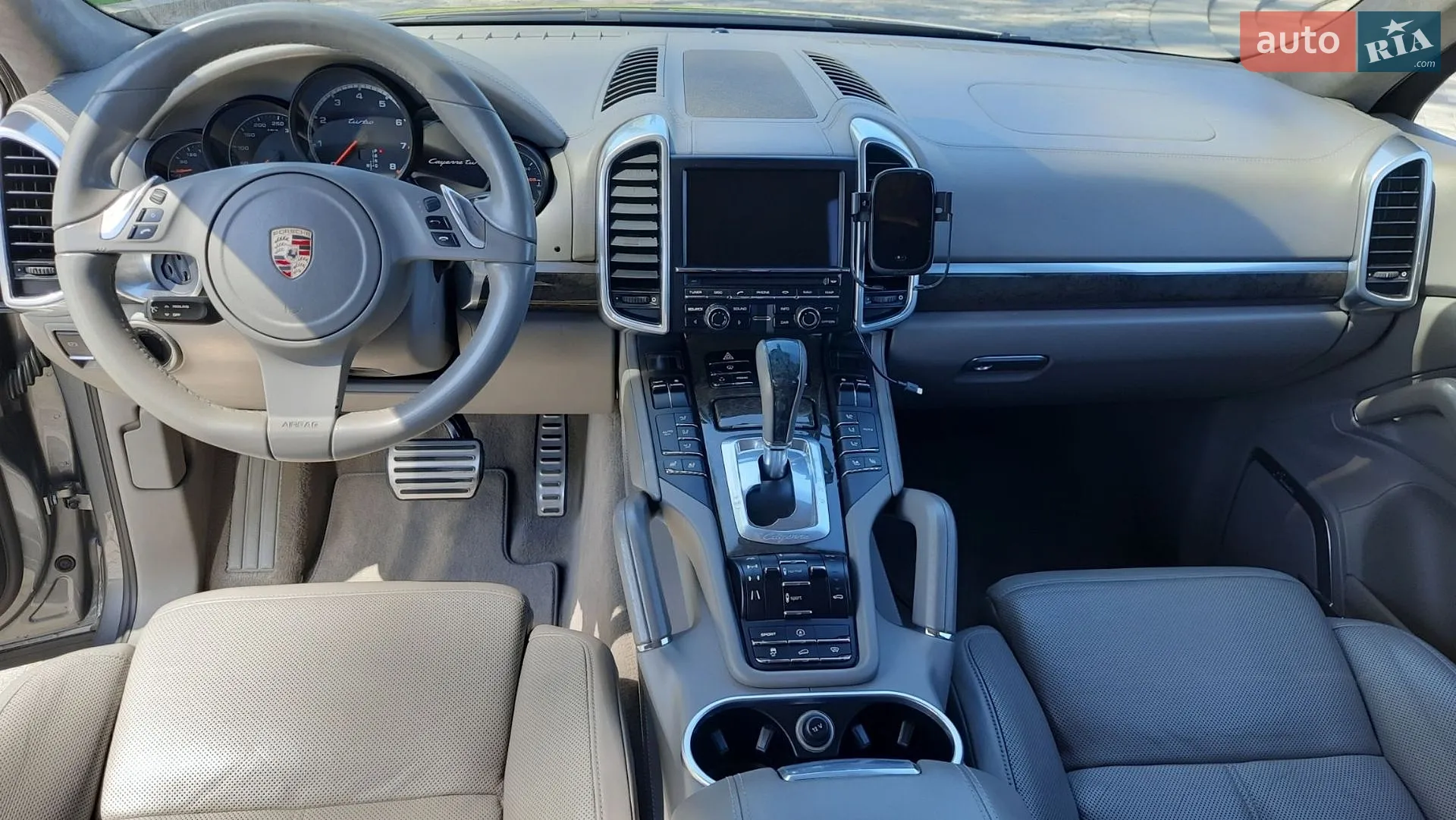 2011 Porsche Cayenne - мініатюра 14