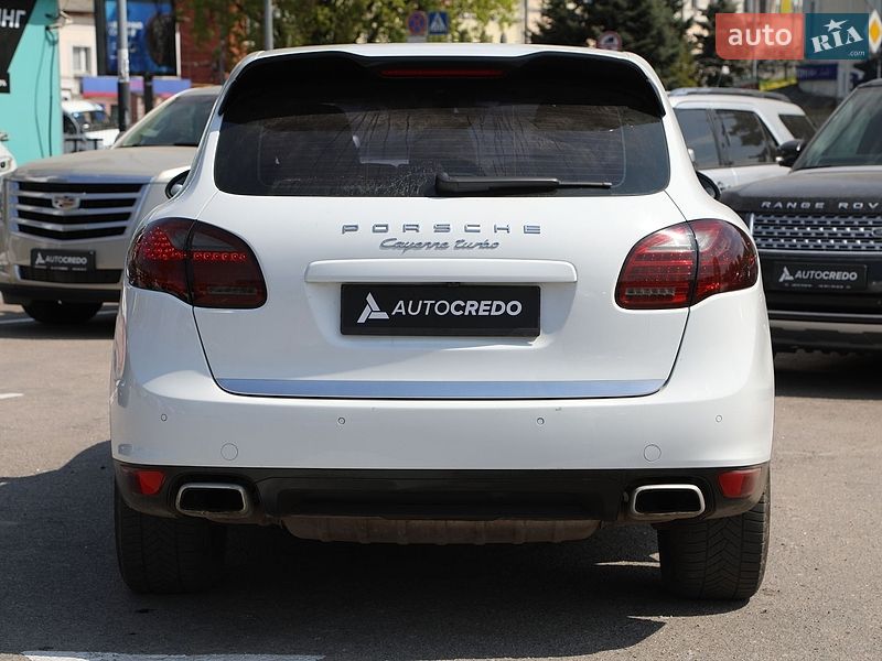 Внедорожник / Кроссовер Porsche Cayenne 2013 в Харькове