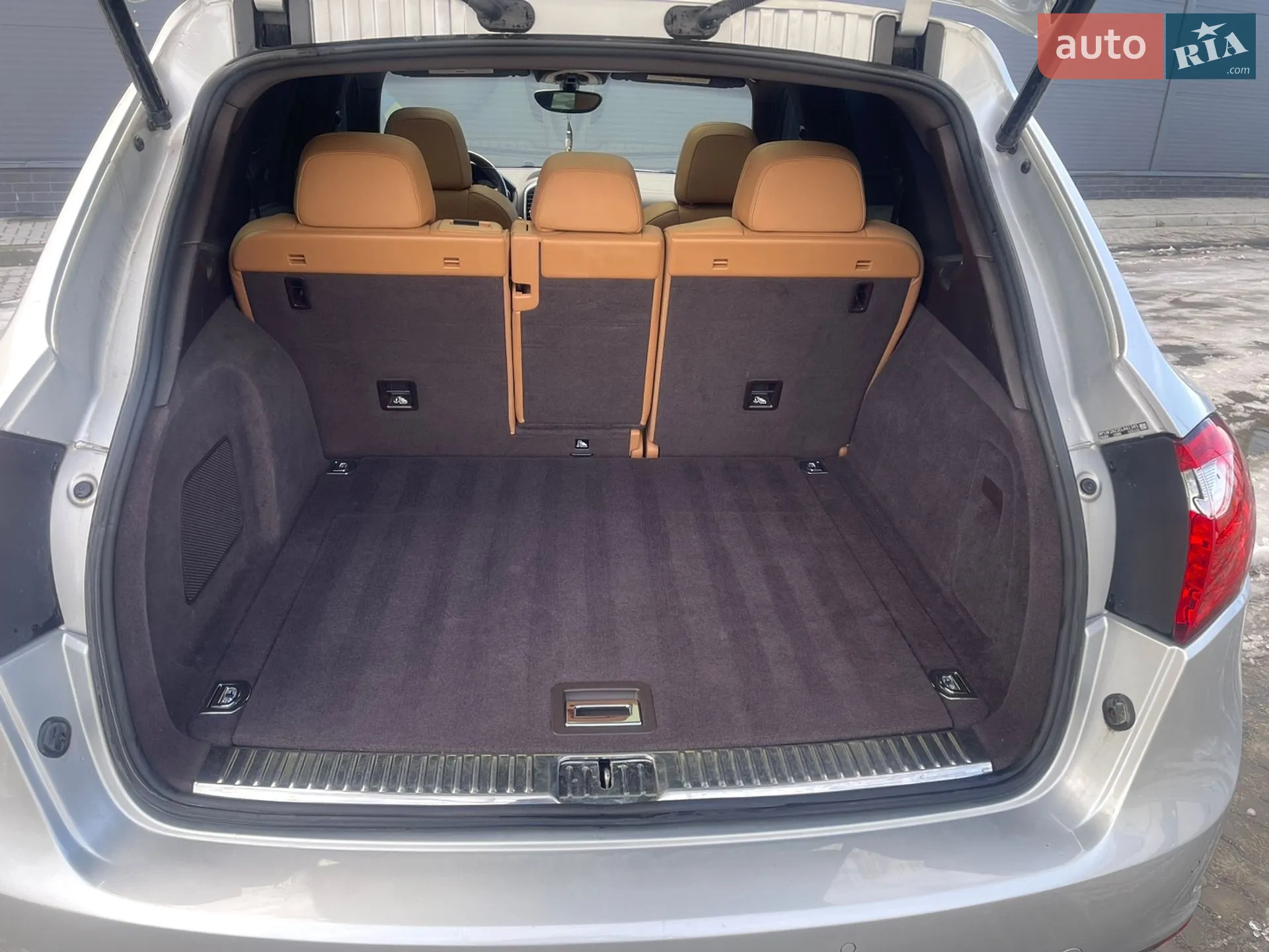 2013 Porsche Cayenne - мініатюра 18