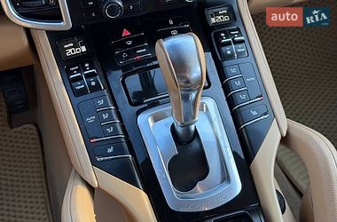 Внедорожник / Кроссовер Porsche Cayenne 2013 в Хмельницком