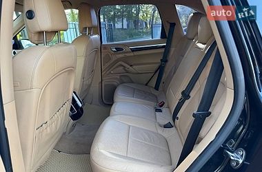 Внедорожник / Кроссовер Porsche Cayenne 2013 в Хмельницком