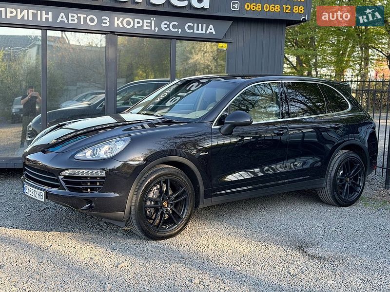 Внедорожник / Кроссовер Porsche Cayenne 2013 в Хмельницком