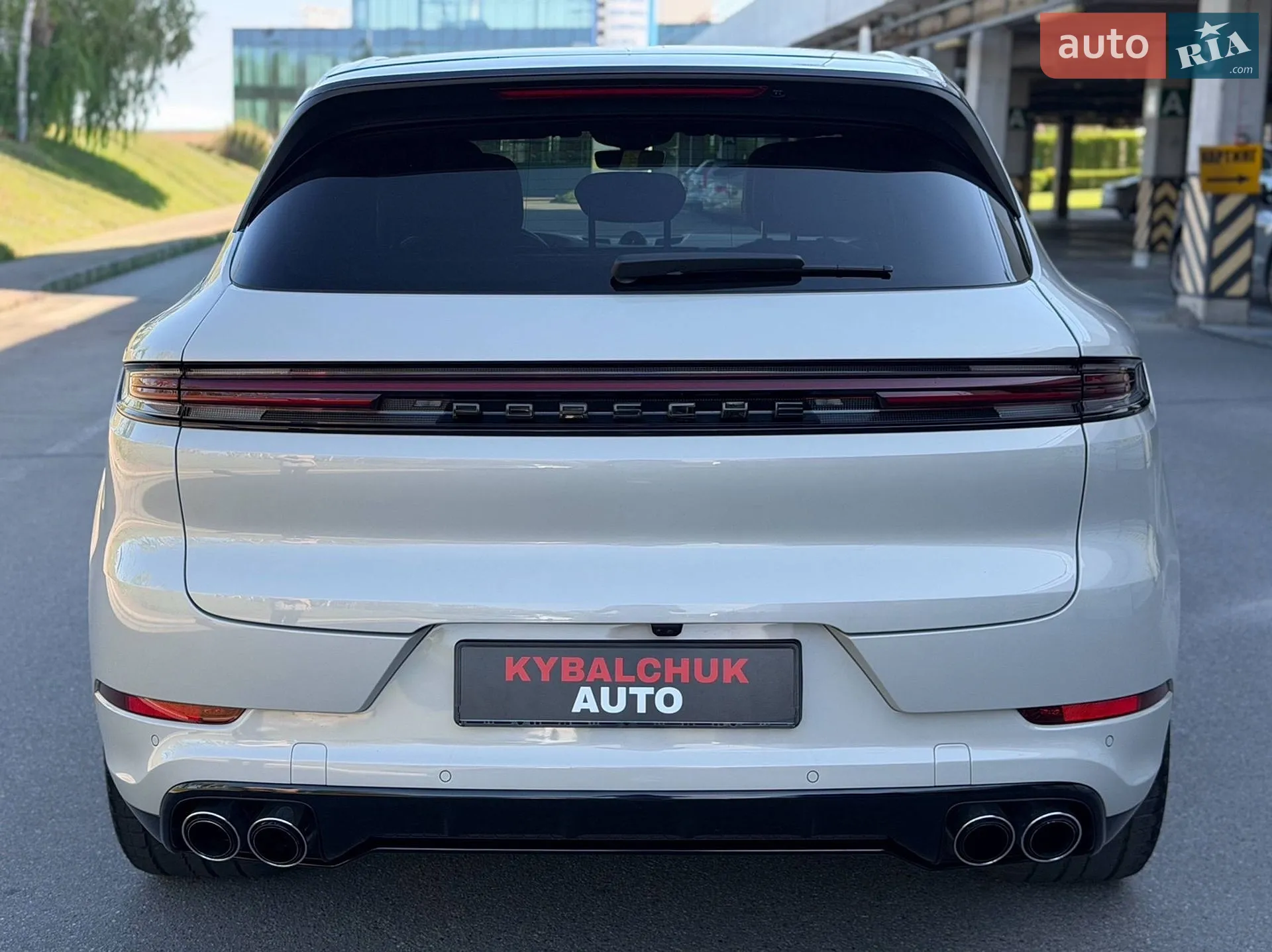 2023 Porsche Cayenne - мініатюра 4