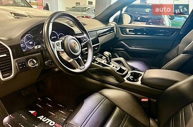 Внедорожник / Кроссовер Porsche Cayenne 2018 в Львове