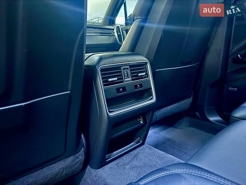 Внедорожник / Кроссовер Porsche Cayenne 2018 в Львове