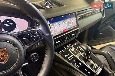 Внедорожник / Кроссовер Porsche Cayenne 2018 в Львове