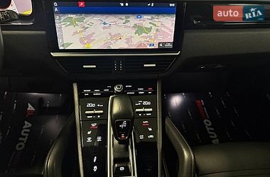 Внедорожник / Кроссовер Porsche Cayenne 2018 в Львове