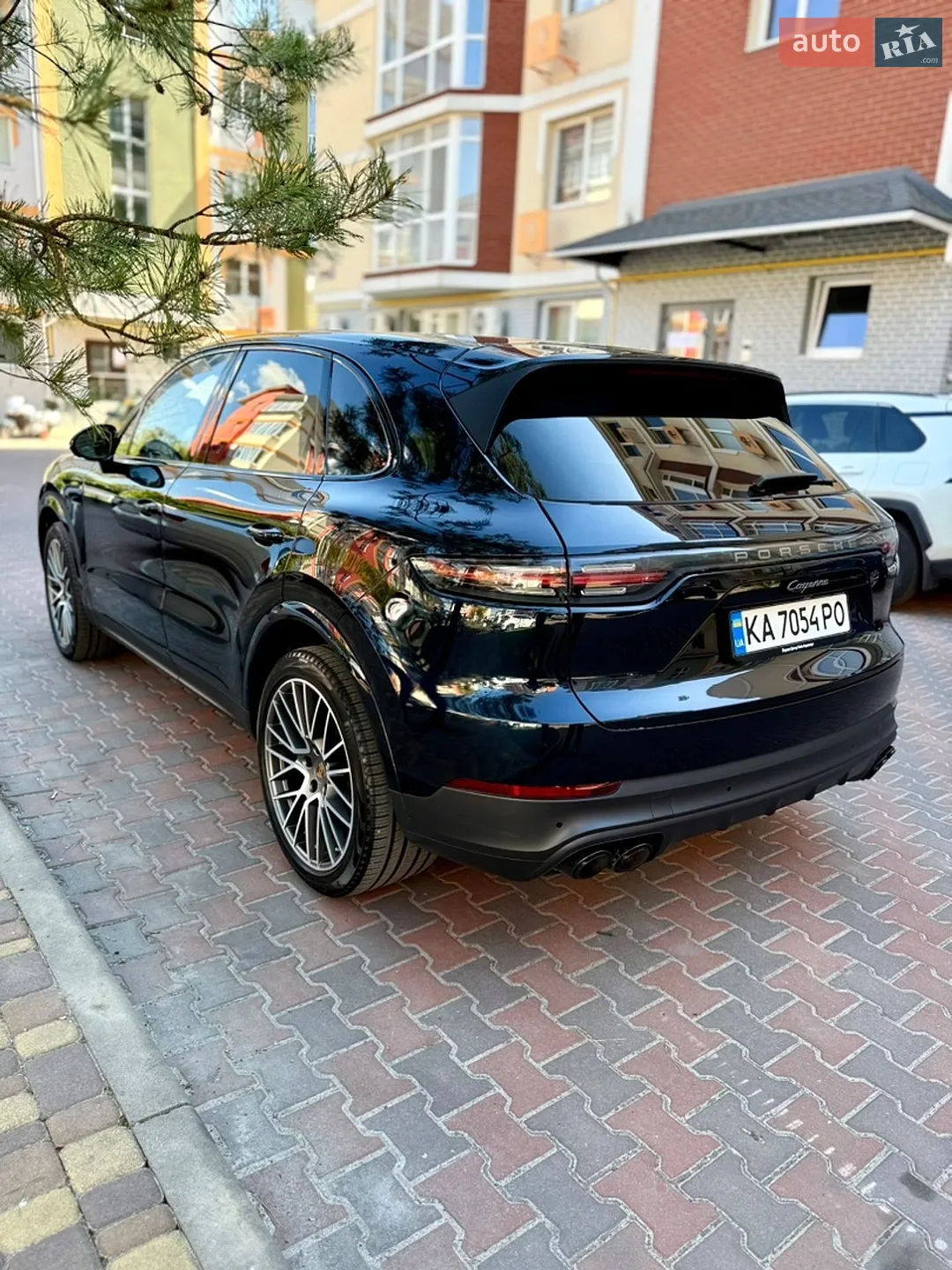 2022 Porsche Cayenne - мініатюра 8