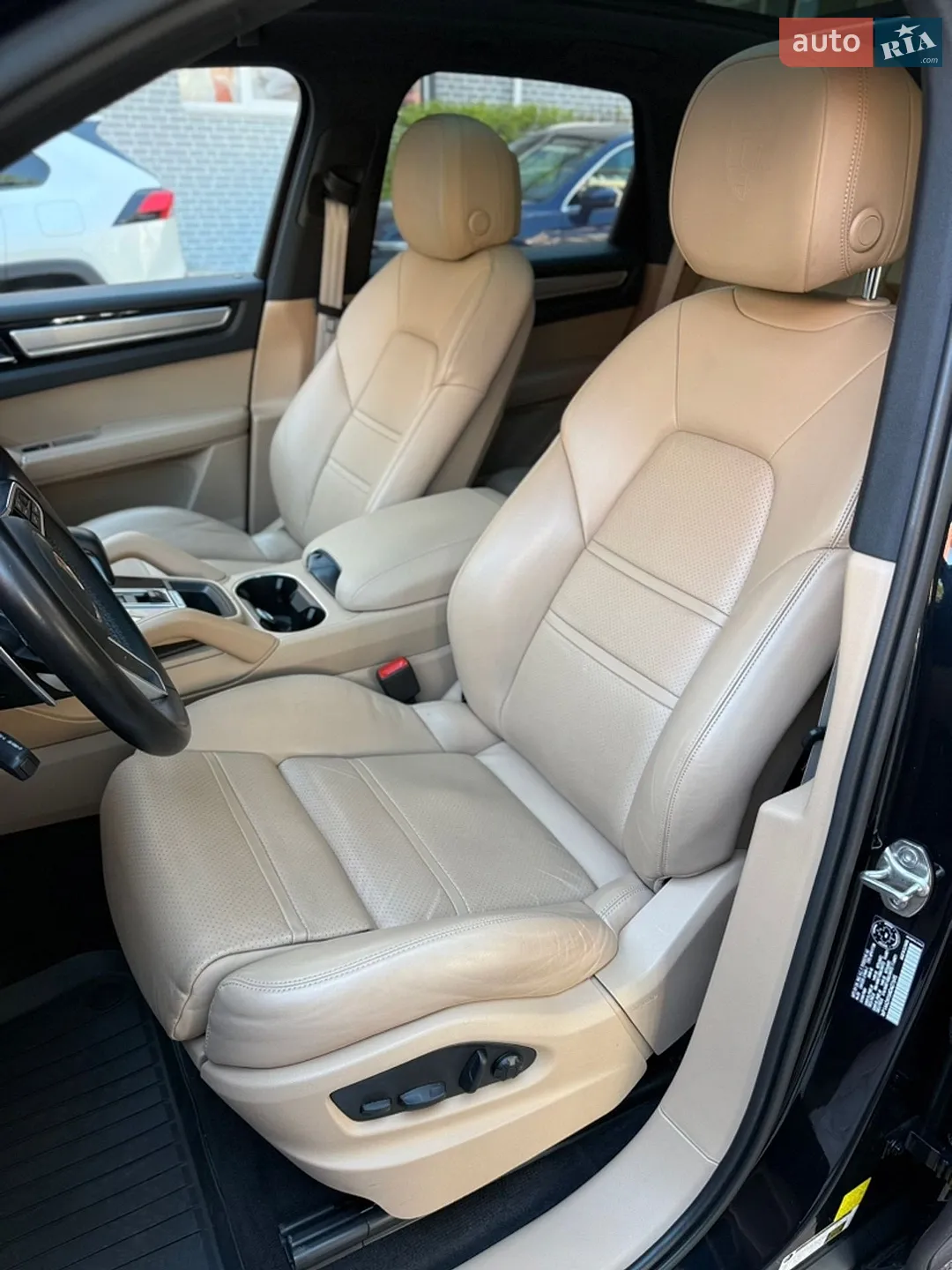 2022 Porsche Cayenne - мініатюра 22