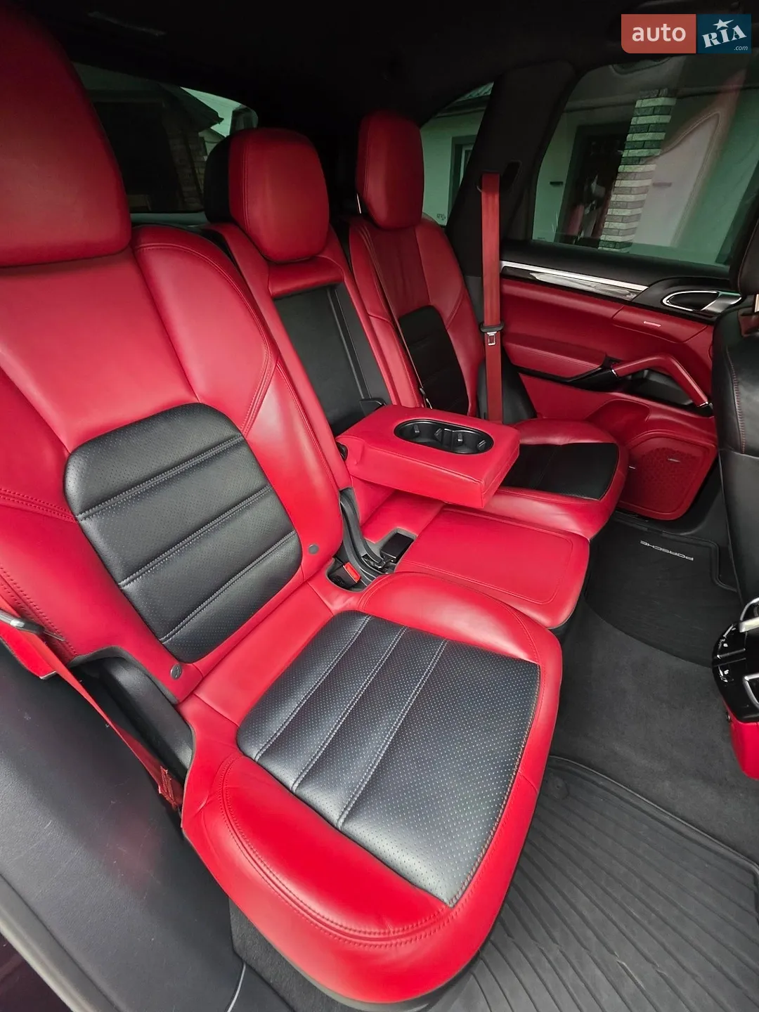 2015 Porsche Cayenne - мініатюра 41