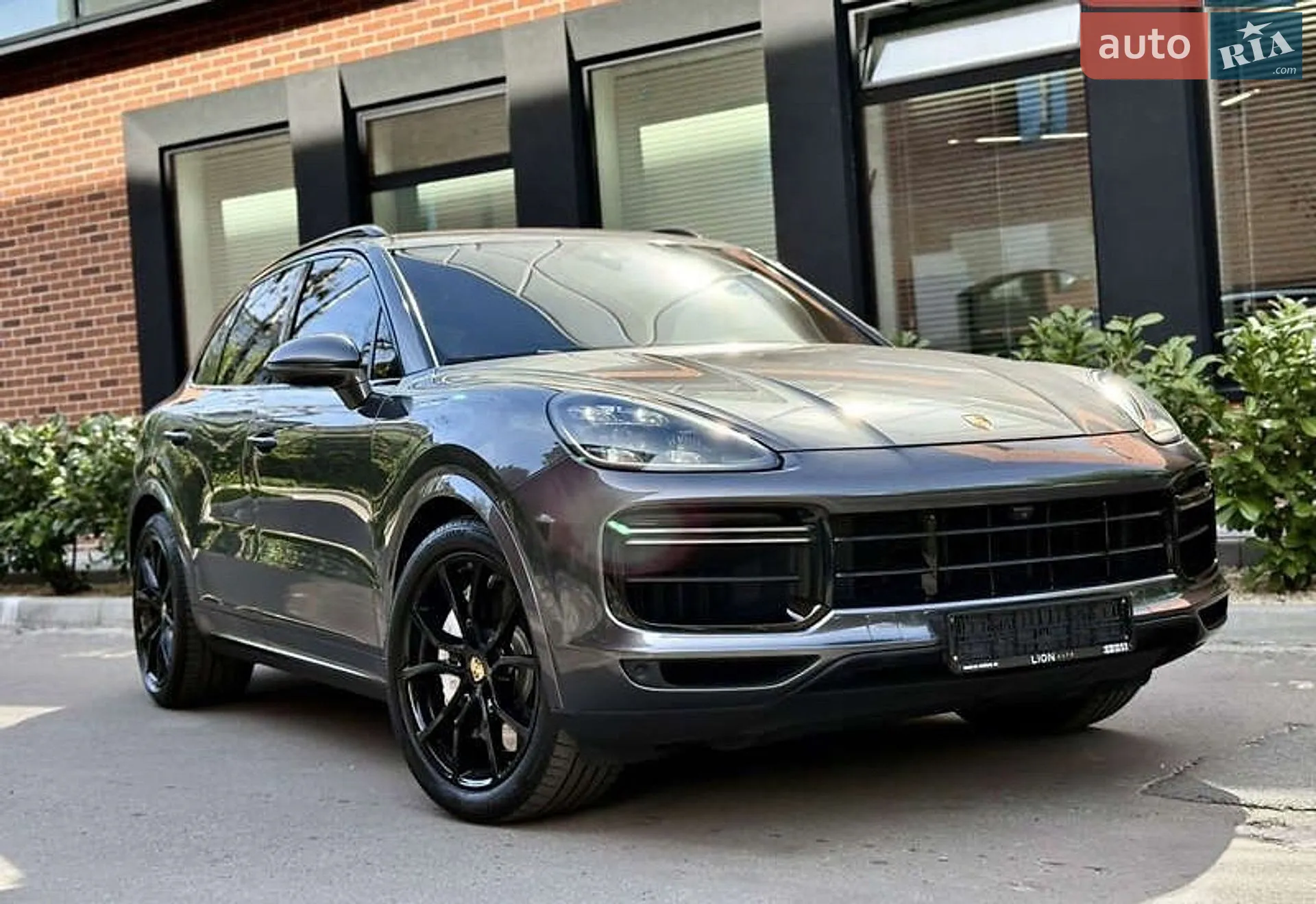 2018 Porsche Cayenne - мініатюра 4