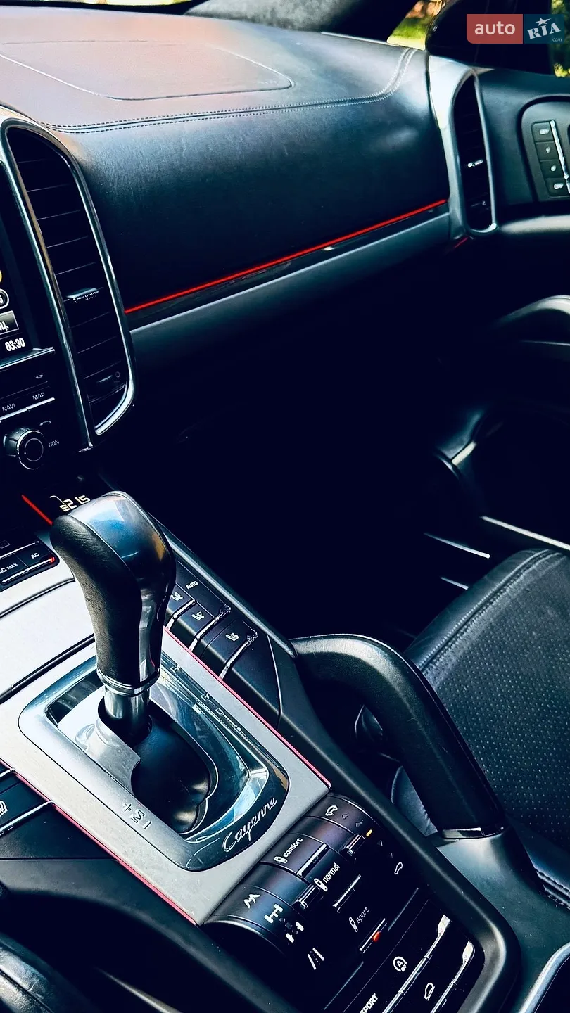 2010 Porsche Cayenne - мініатюра 140