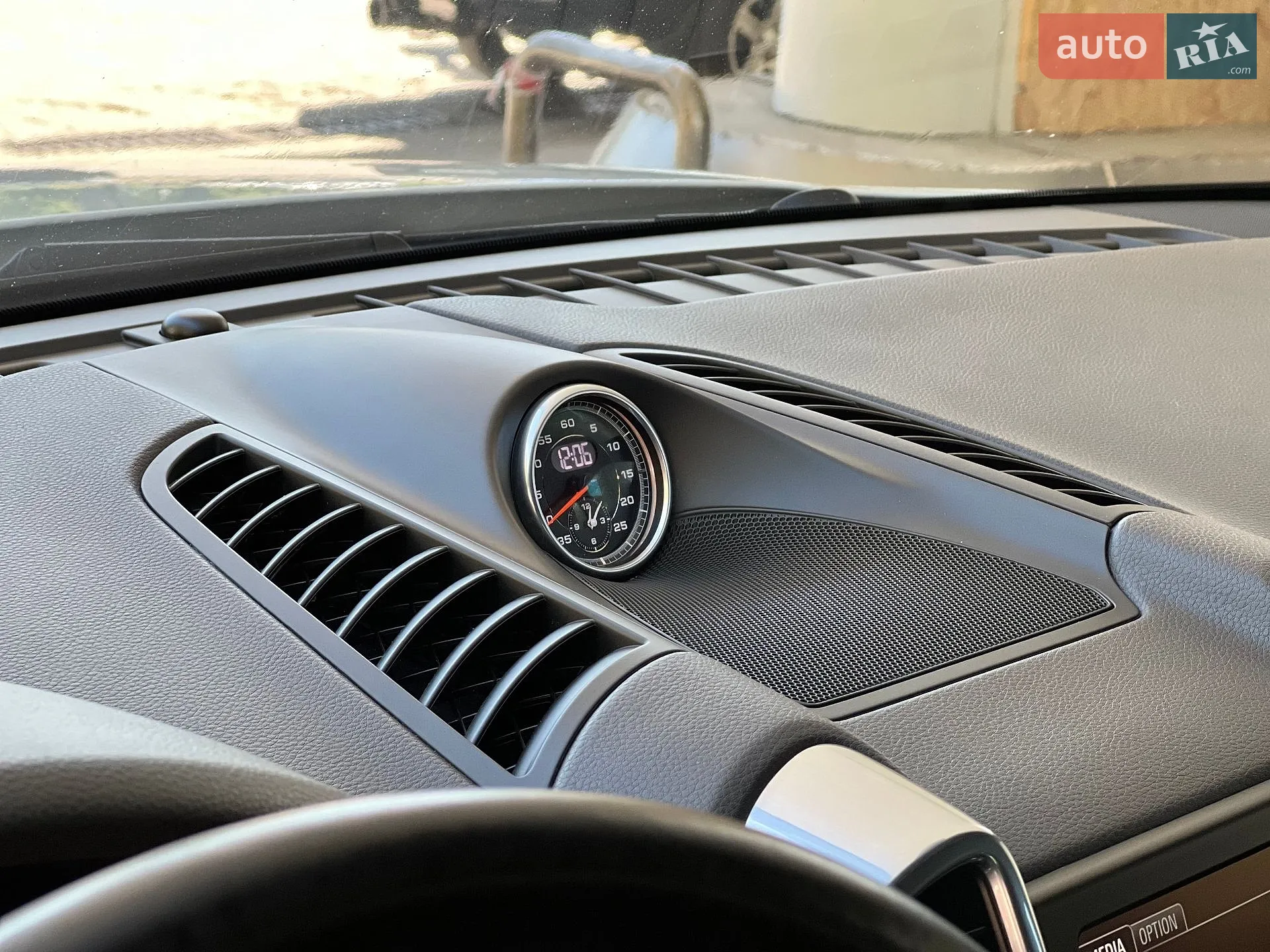 2012 Porsche Cayenne - мініатюра 25