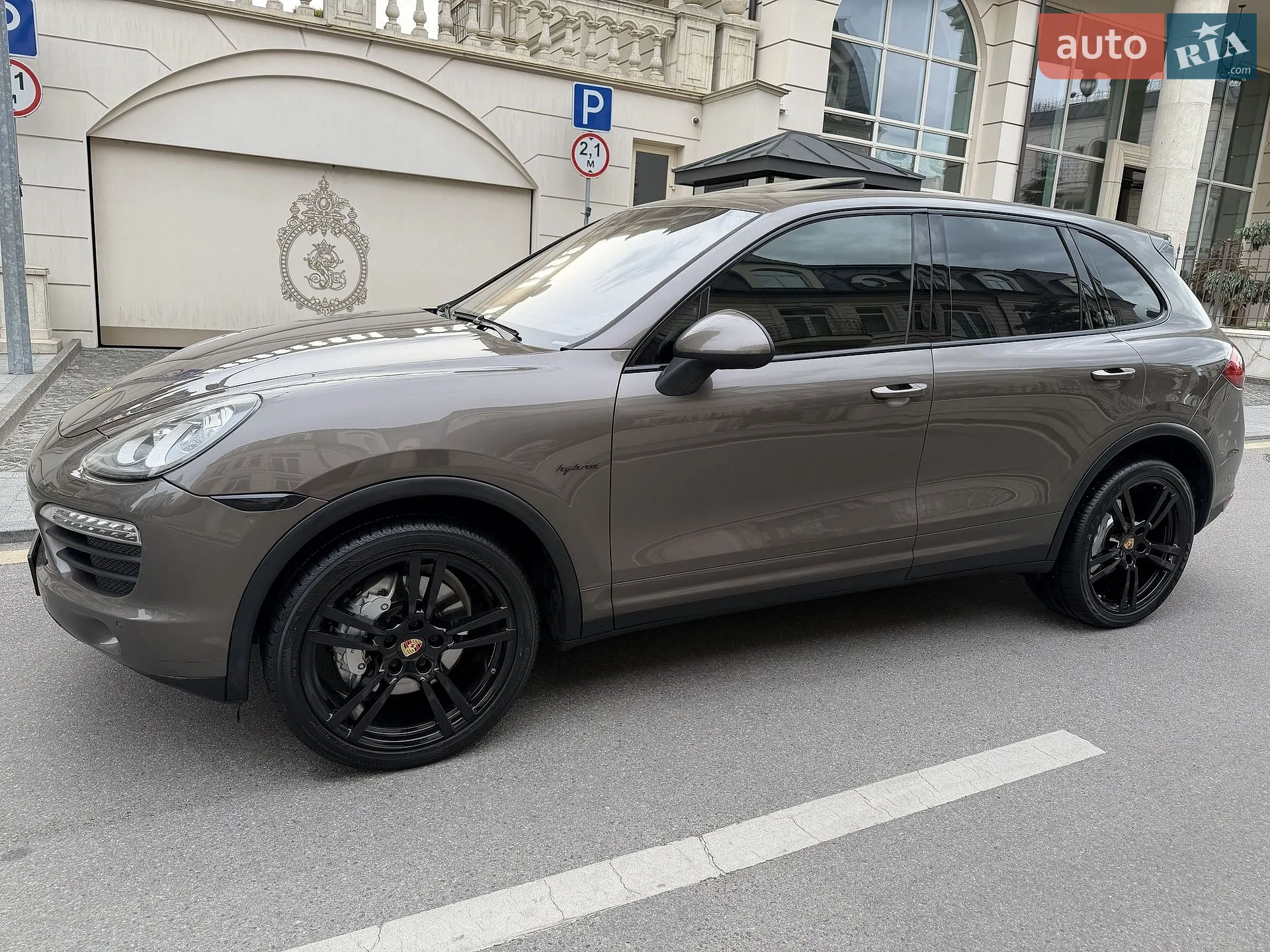 2011 Porsche Cayenne - мініатюра 12