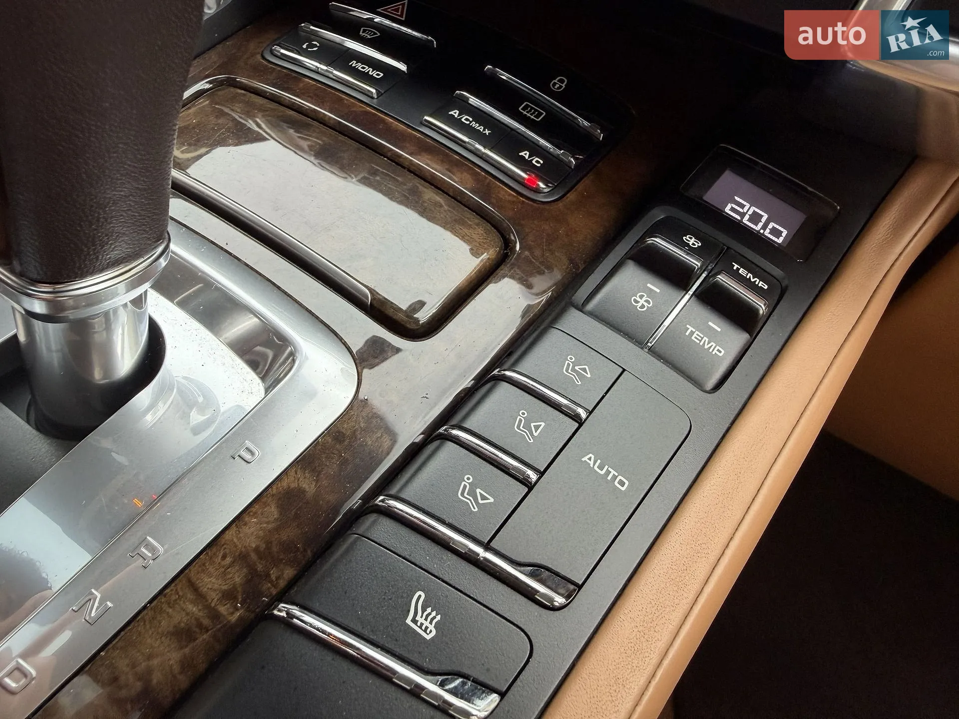 2011 Porsche Cayenne - мініатюра 53