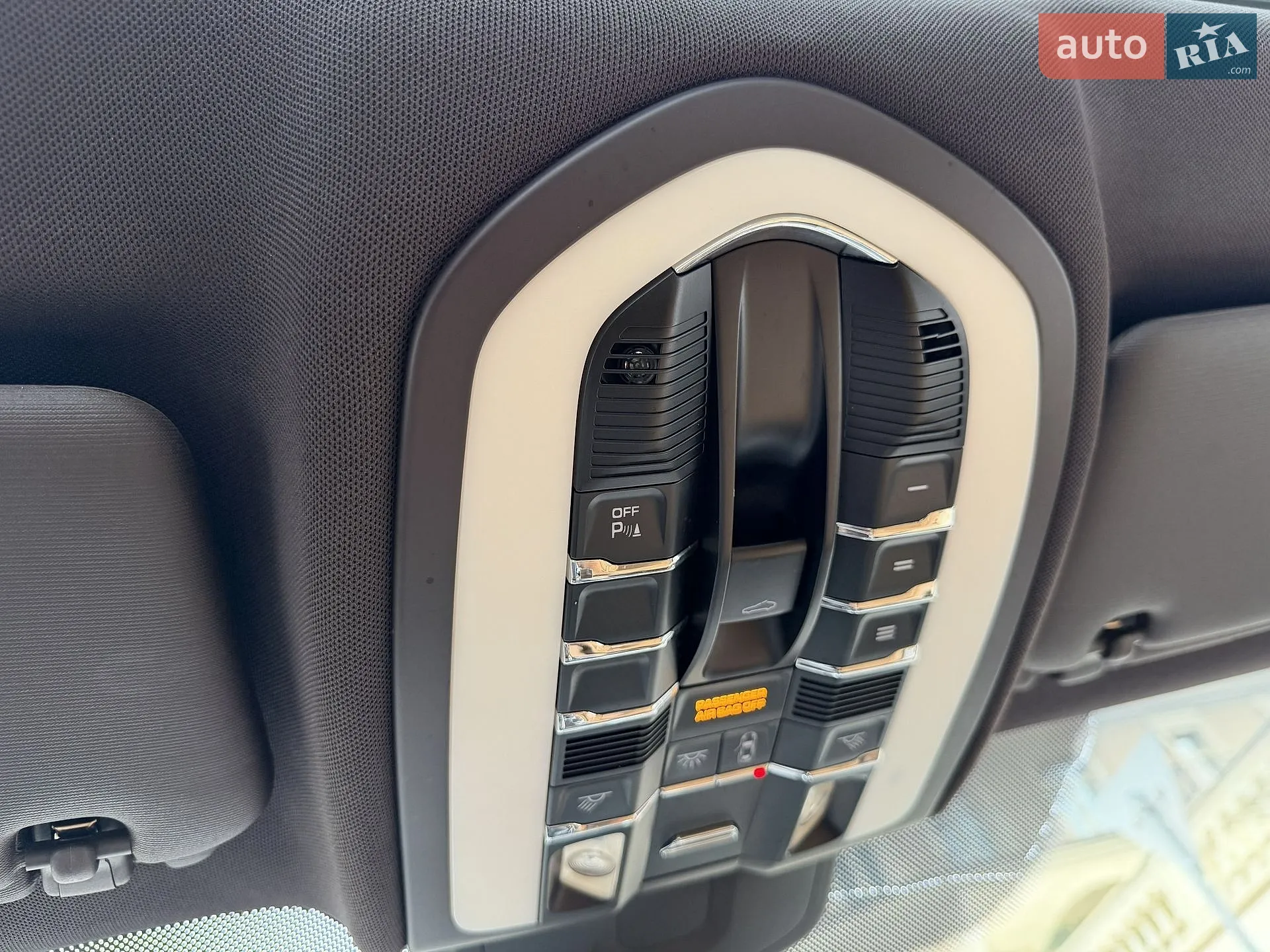 2011 Porsche Cayenne - мініатюра 58