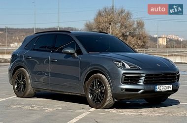 Позашляховик / Кросовер Porsche Cayenne 2019 в Києві
