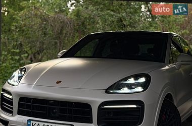 Внедорожник / Кроссовер Porsche Cayenne 2022 в Киеве