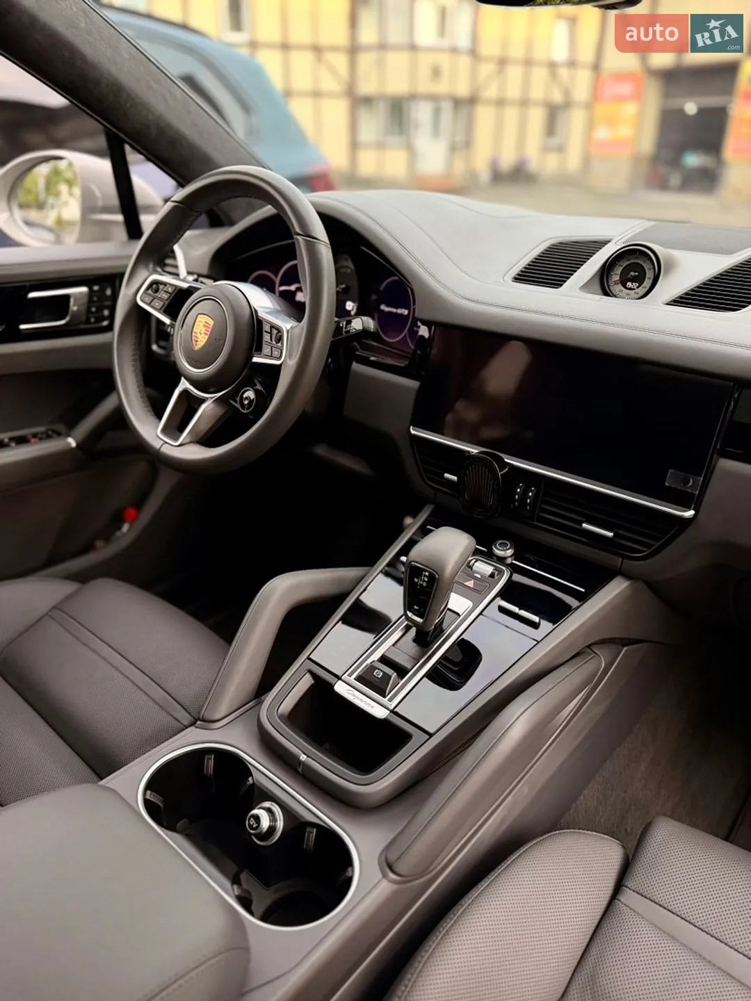 2022 Porsche Cayenne - мініатюра 10