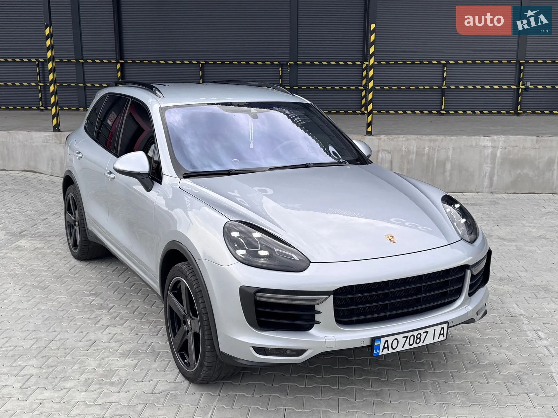 2015 Porsche Cayenne - мініатюра 21