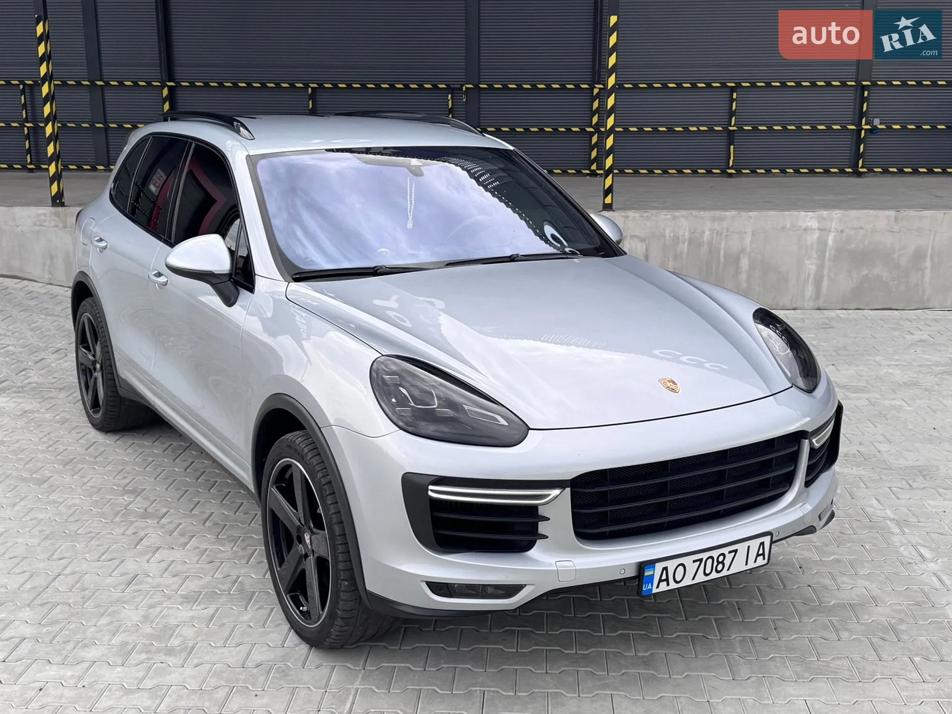 2015 Porsche Cayenne - мініатюра 24