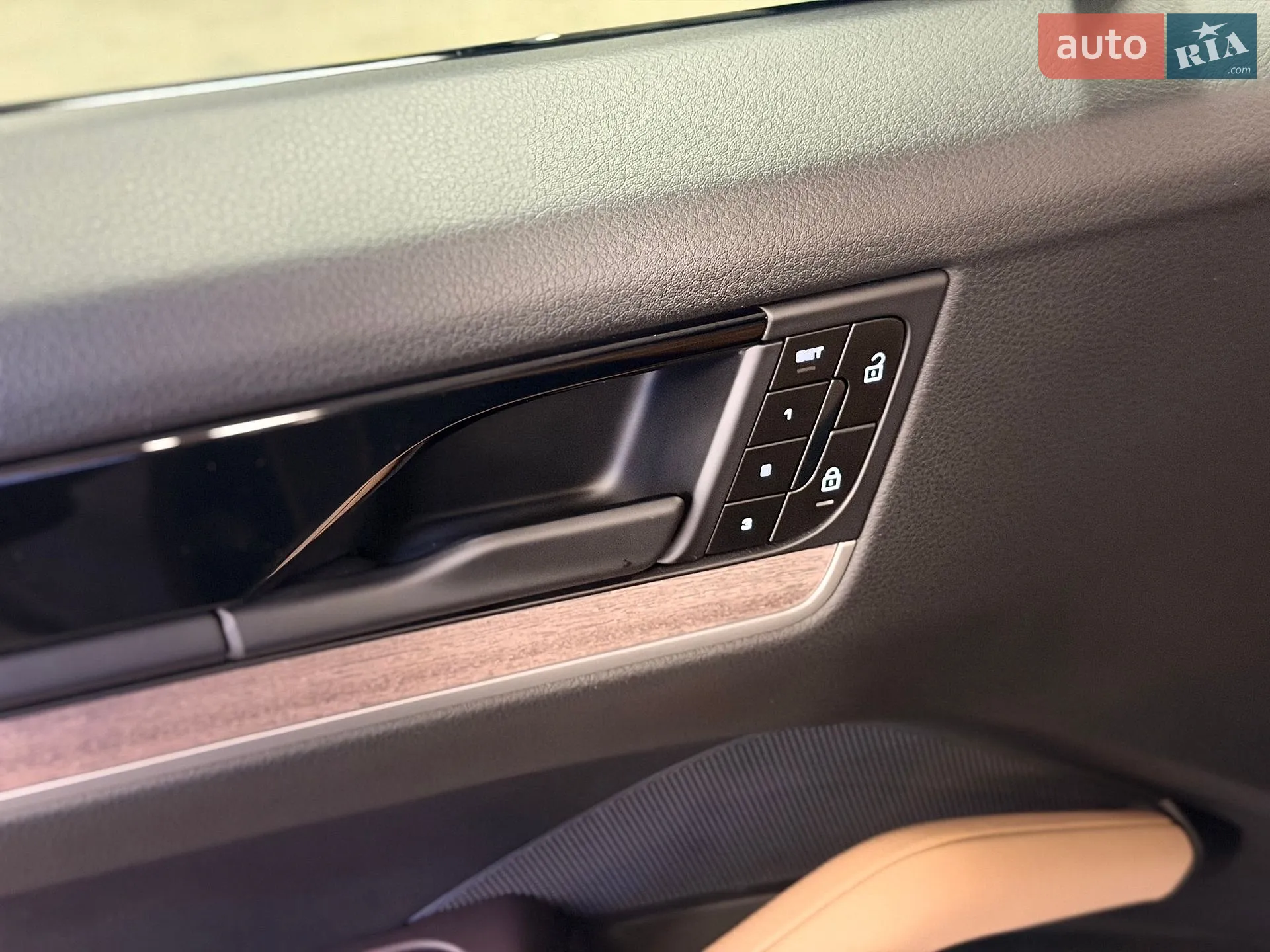 2024 Porsche Cayenne - мініатюра 36