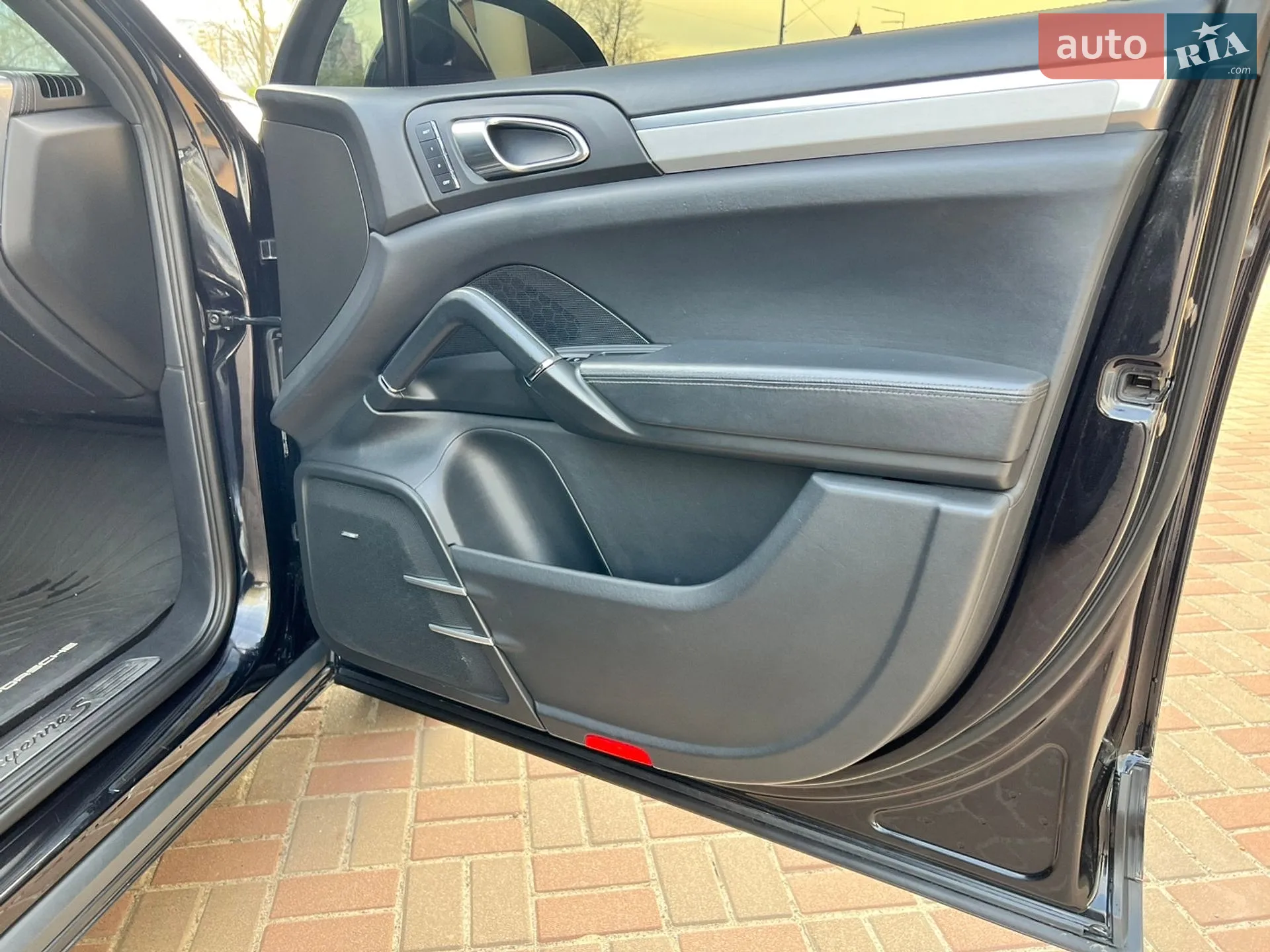 2010 Porsche Cayenne - мініатюра 21