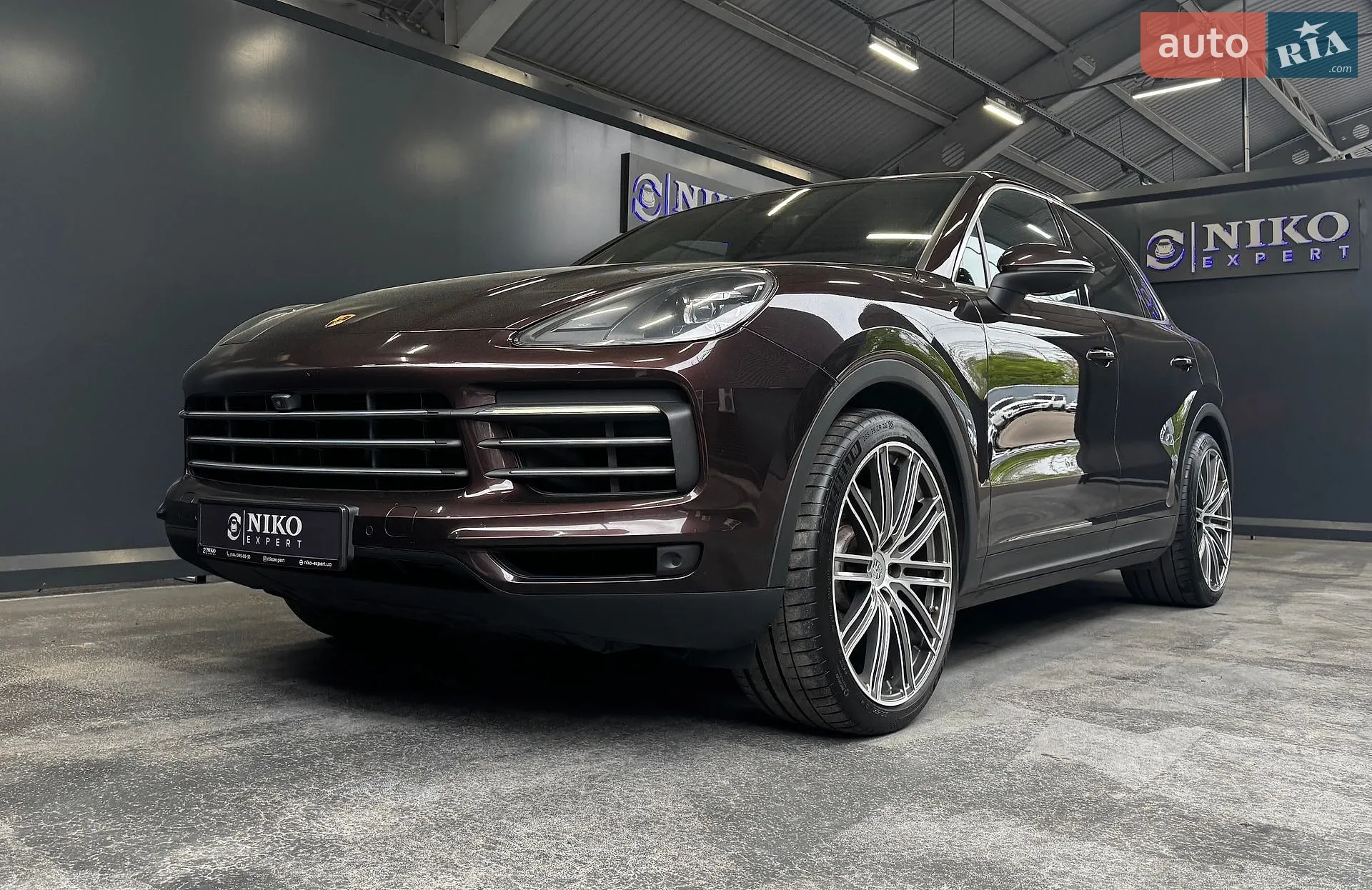 2018 Porsche Cayenne - мініатюра 3