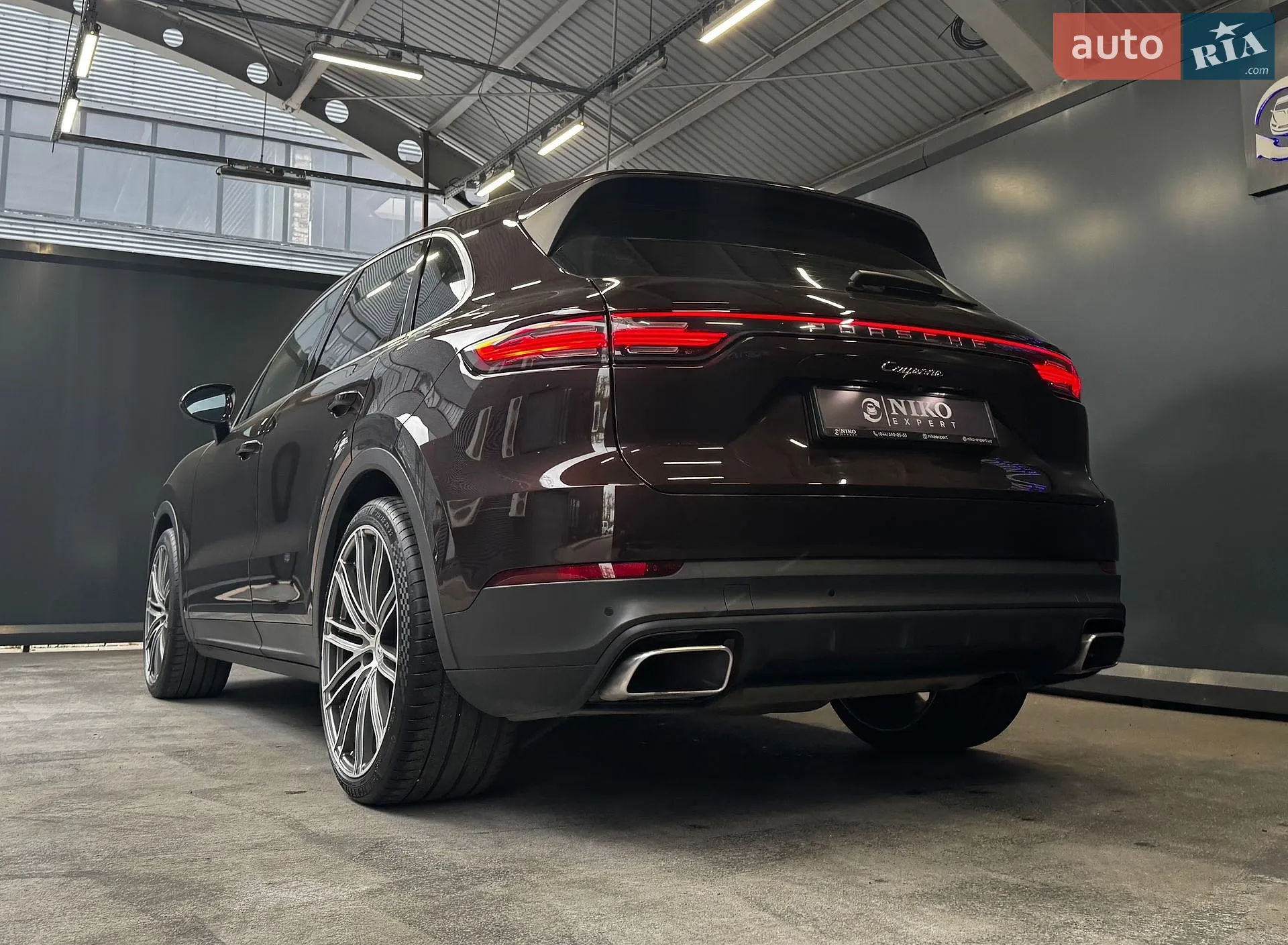 2018 Porsche Cayenne - мініатюра 10