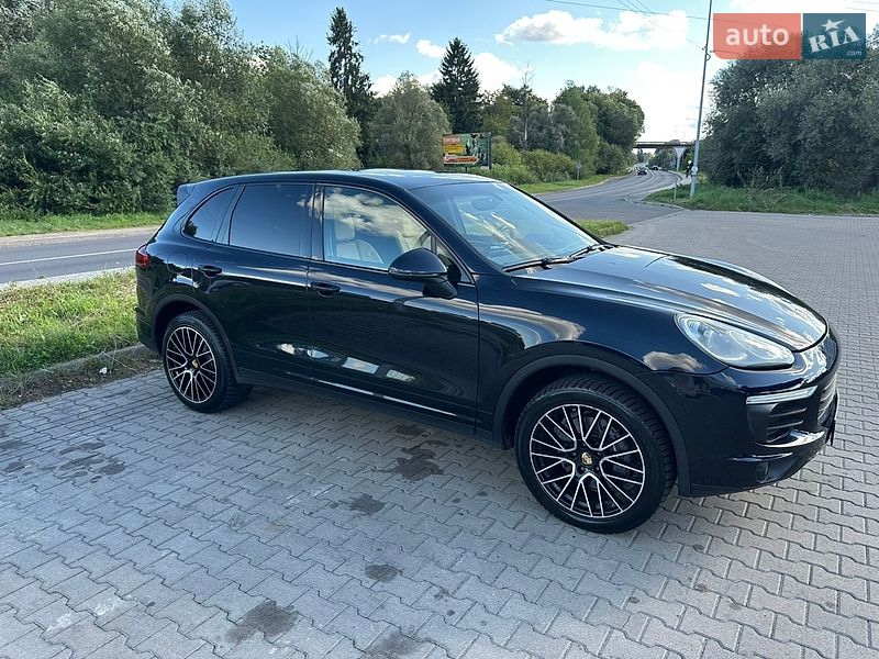 Внедорожник / Кроссовер Porsche Cayenne 2017 в Львове