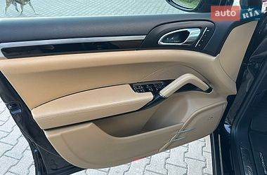 Внедорожник / Кроссовер Porsche Cayenne 2017 в Львове