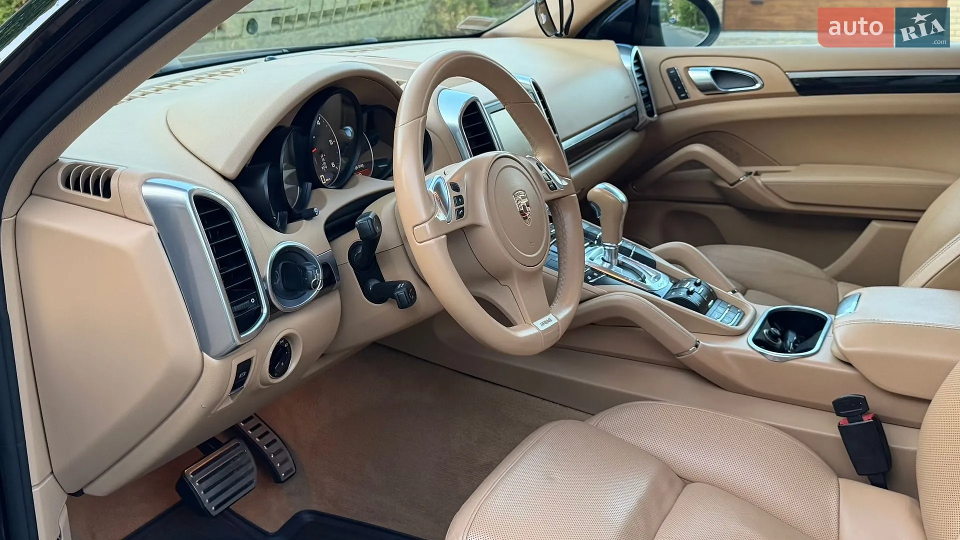 2011 Porsche Cayenne - мініатюра 27