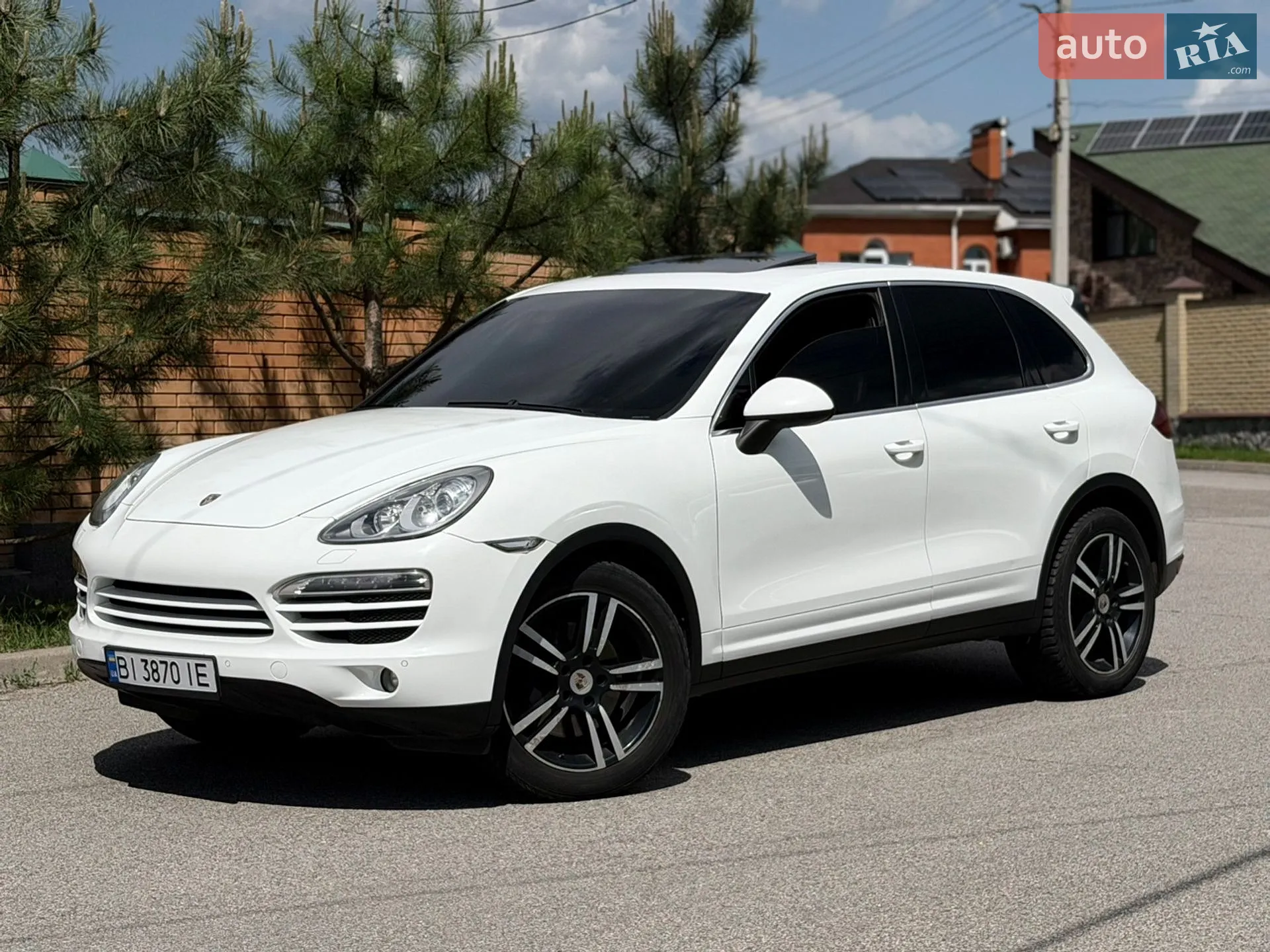 2012 Porsche Cayenne - мініатюра 12