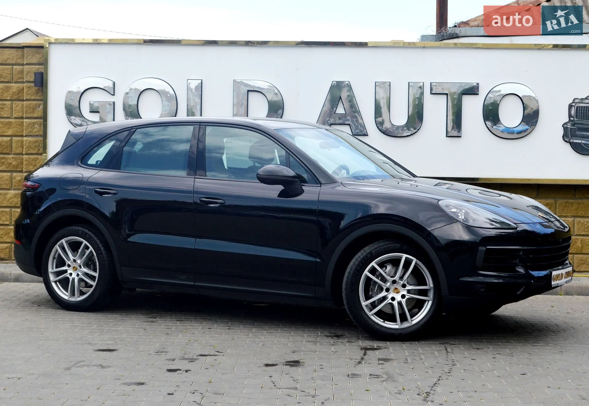2019 Porsche Cayenne - мініатюра 2