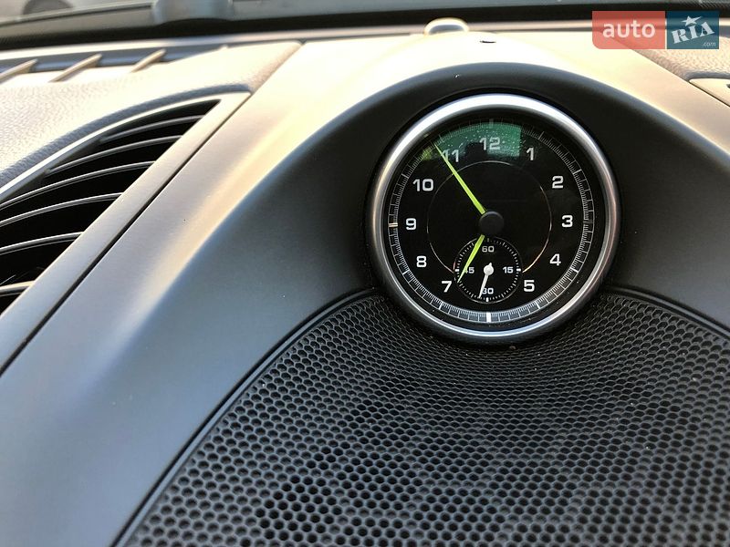Внедорожник / Кроссовер Porsche Cayenne 2015 в Одессе