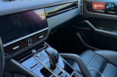 Внедорожник / Кроссовер Porsche Cayenne 2019 в Одессе